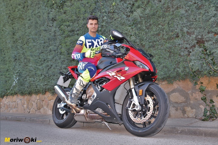 Viniendo del Motocross a la moto de velocidad Viniendo del Motocross a la moto de velocidad