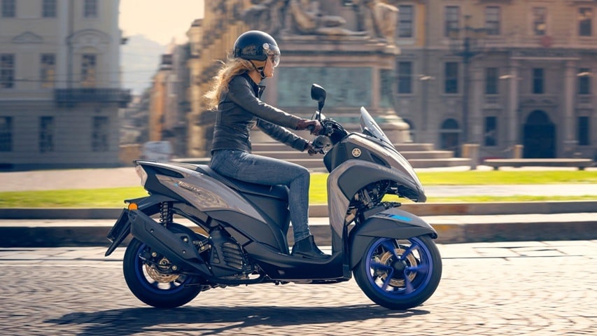 Mejores scooters de tres ruedas. Yamaha Tricity 125