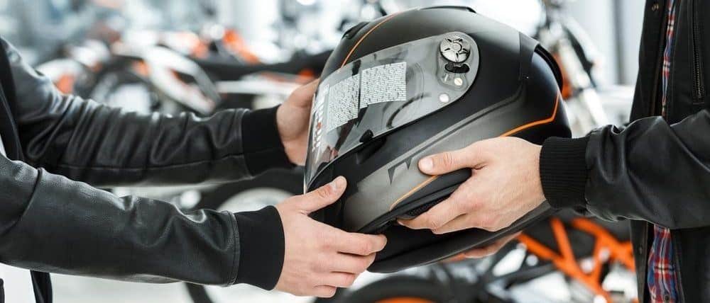 ¿Qué casco de moto barato comprar?