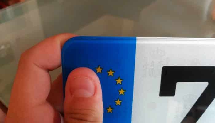 comprar matriculas acrílicas