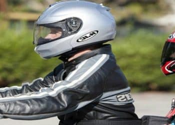 viajar-con-ninos-en-moto-1