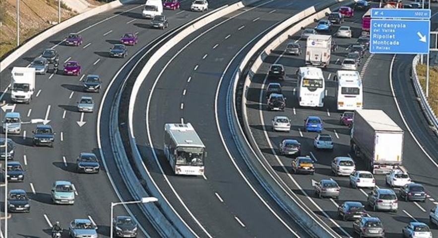 El Carril Bus-VAO permitido para motos.