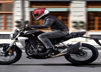 moto en carretera