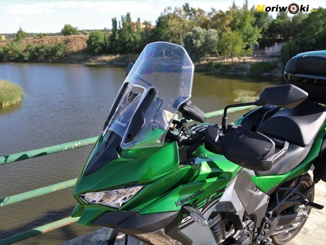 Pantalla regulable de la Versys 1000SE.