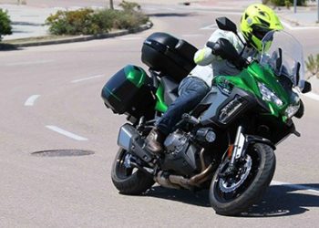Prueba Kawasaki Versys 1000SE portada.