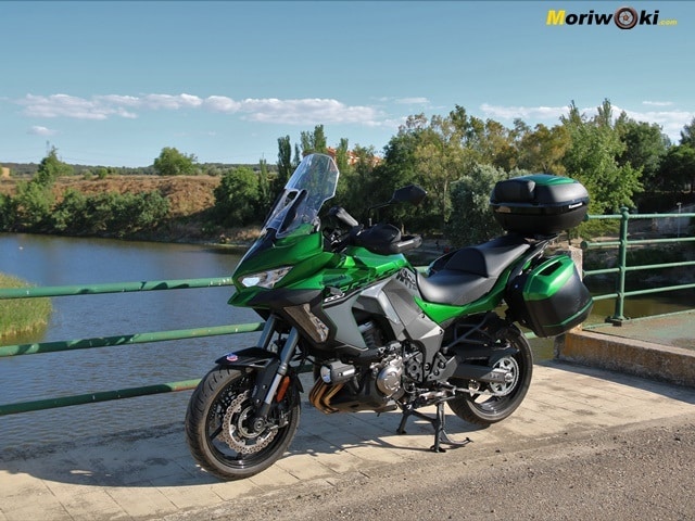 El Tajo de fondo para la Versys 1000SE.