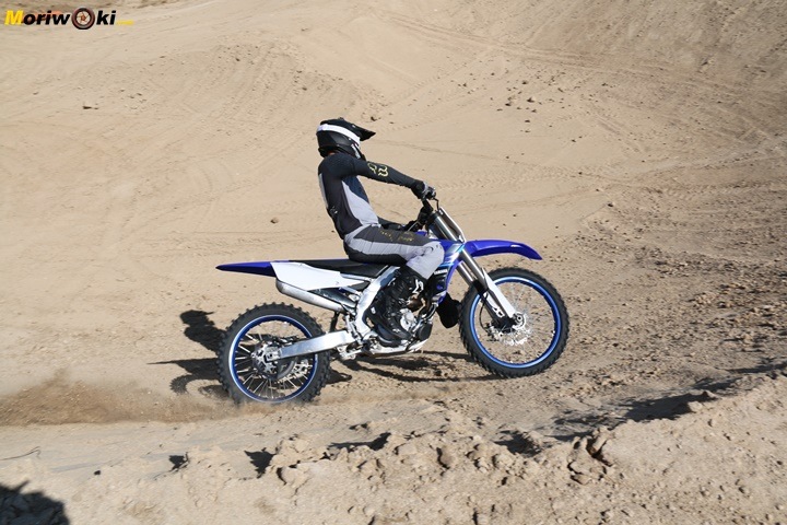  Prueba Yamaha YZF250 apoyo.