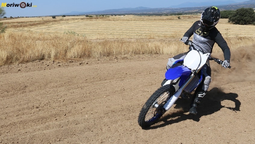 Prueba Yamaha YZF250 cruzada