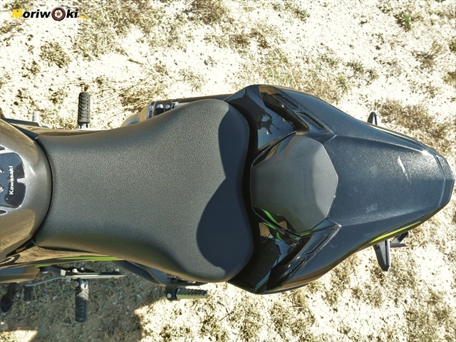 El asiento de la Kawasaki Z900 2020.