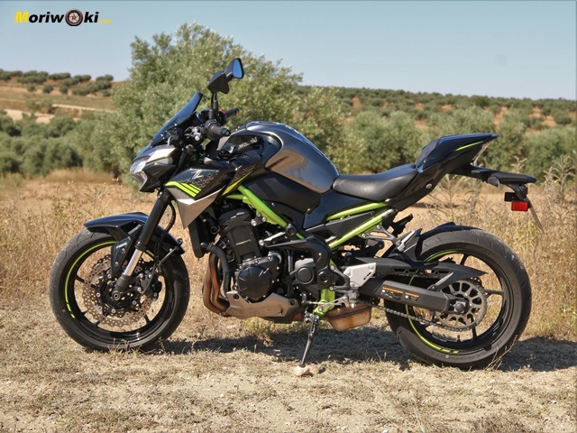Perfil izquierdo de la Z900 2020