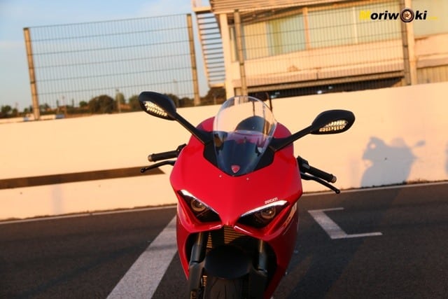 El frente de la Ducati Panigale V2 El frente de la Ducati Panigale V2