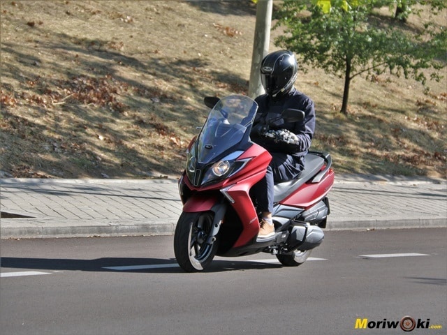Probando el Kymco Super Dink 350 TCS. Probando el Kymco Super Dink 350 TCS.
