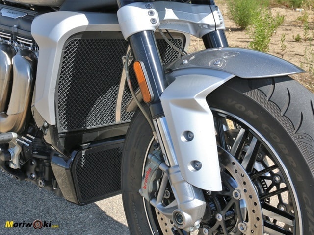 Radiador de la Triumph Rocket 3 2500 GT Radiador de la Triumph Rocket 3 2500 GT