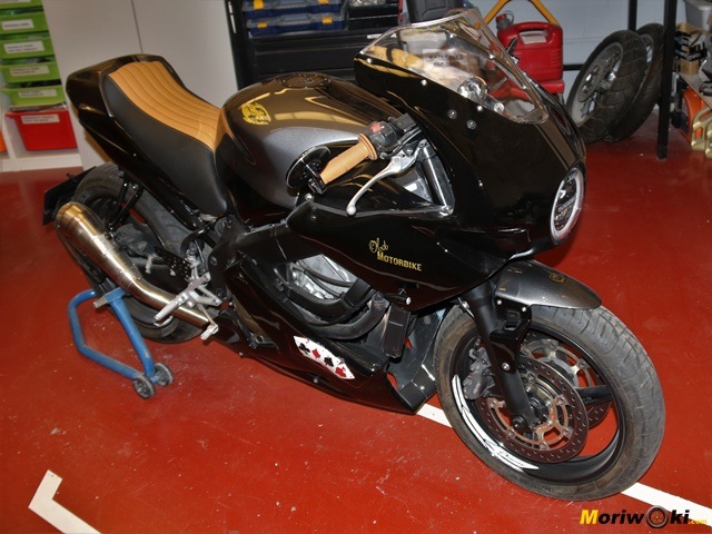 Dragon TT Cafe Racer Dragon TT Cafe Racer