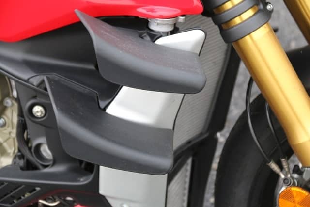 Ducati Streetfighter V4 S alerones biplano Ducati Streetfighter V4 S alerones biplano