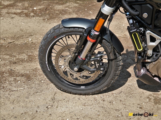 Freno delantero de la Husqvarna Svartpilen 401