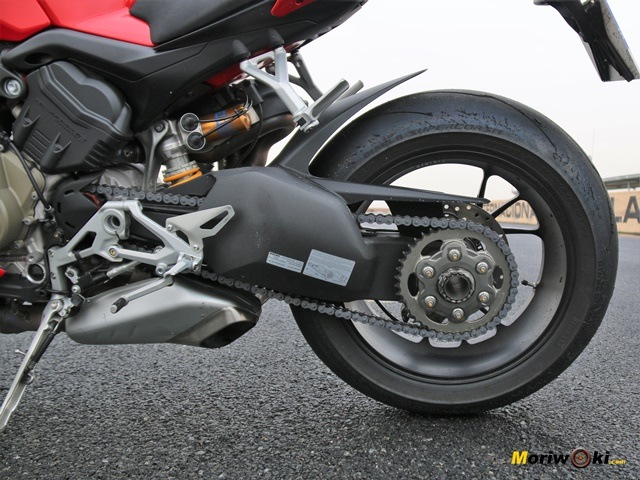 Basculante la Ducati Streetfighter V4 S Basculante la Ducati Streetfighter V4 S