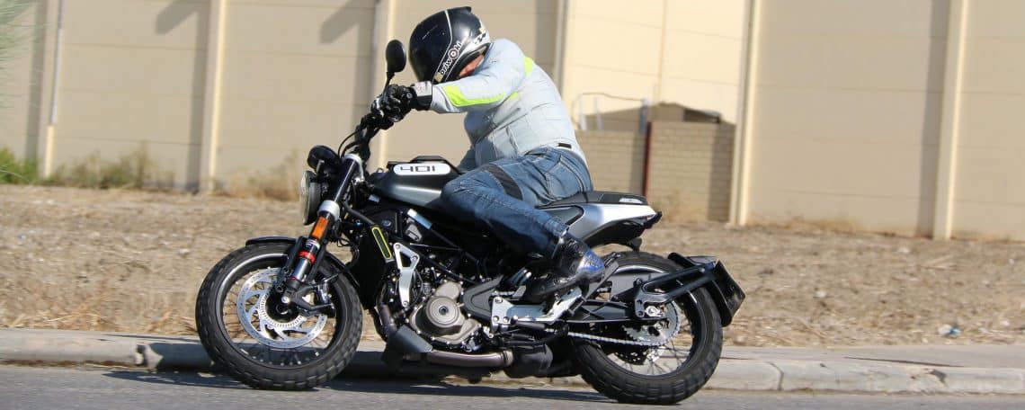 Prueba Husqvarna Svartpilen 401