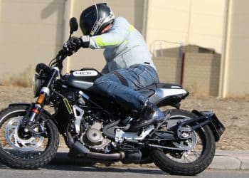 Prueba Husqvarna Svartpilen 401