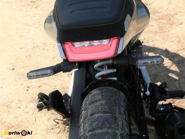 Corte trasero de la Husqvarna Svartpilen 401.