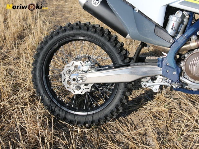 Basculante de la Husqvarna FC 450. Basculante de la Husqvarna FC 450.