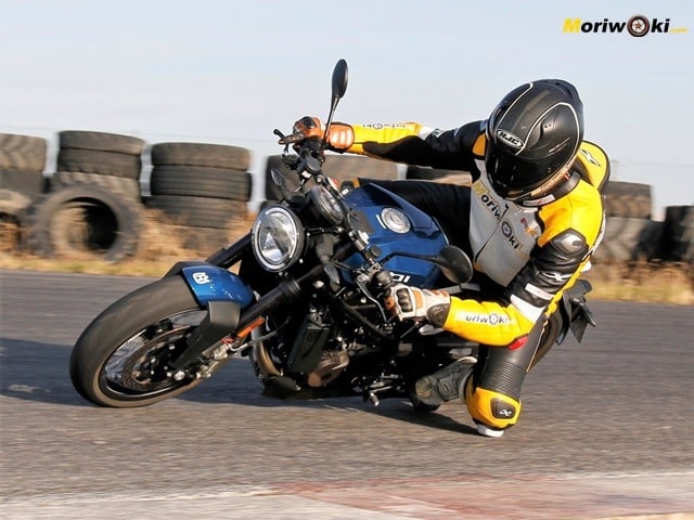 Prueba Vitpilen 701. Abriendo gas