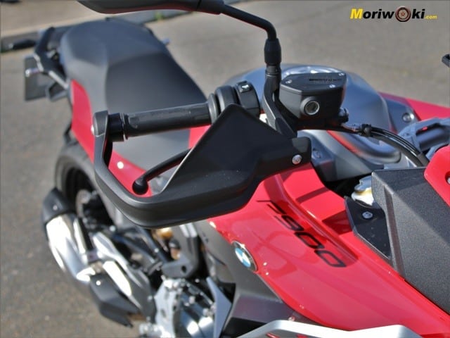 Protector manos Prueba BMW F900XR Protector manos Prueba BMW F900XR