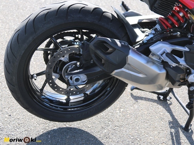 Prueba BMW F900XR Disco trasero Prueba BMW F900XR Disco trasero