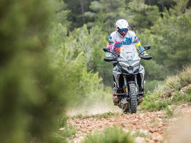 Prueba Ducati Multistrada V4. Perfil off road. Llegando Prueba Ducati Multistrada V4. Perfil off road. Llegando