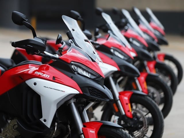 Prueba Ducati Multistrada V4. Perfiles.. Prueba Ducati Multistrada V4. Perfiles..