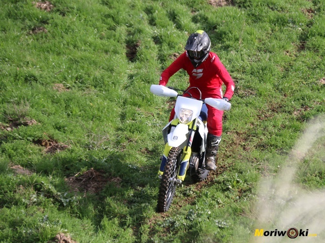 Prueba Husqvarna FE 450 Desde arriba. Prueba Husqvarna FE 450 Desde arriba.