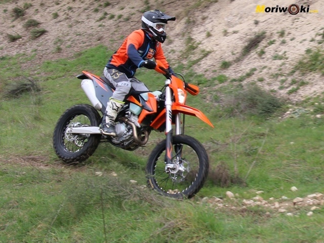 Prueba KTM EXC 250 F Frenada. Prueba KTM EXC 250 F Frenada.