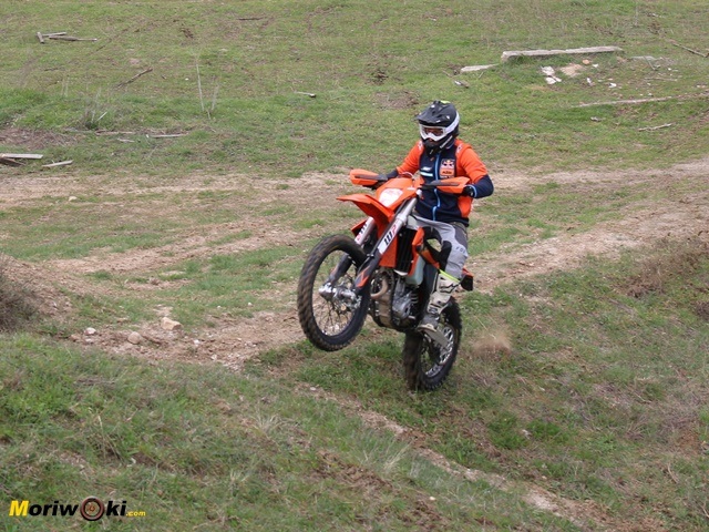 Prueba KTM EXC 250 F arrancando. Prueba KTM EXC 250 F arrancando.