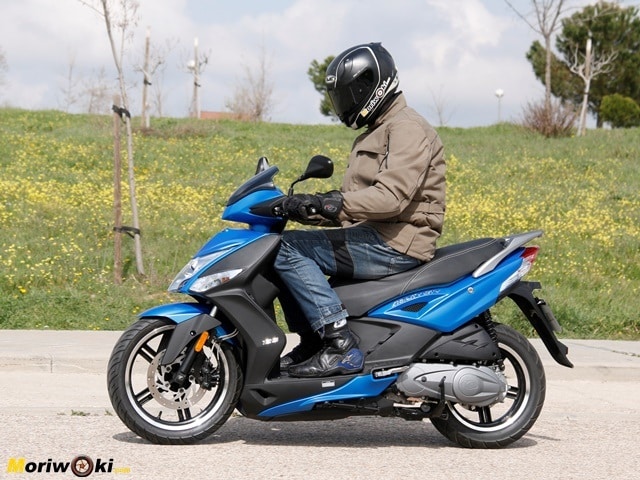 Prueba Kymco Agility City 125 Postura. Prueba Kymco Agility City 125 Postura.