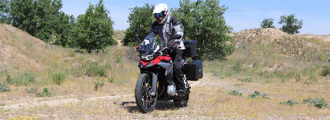 Prueba BMW F850GS tierra portada