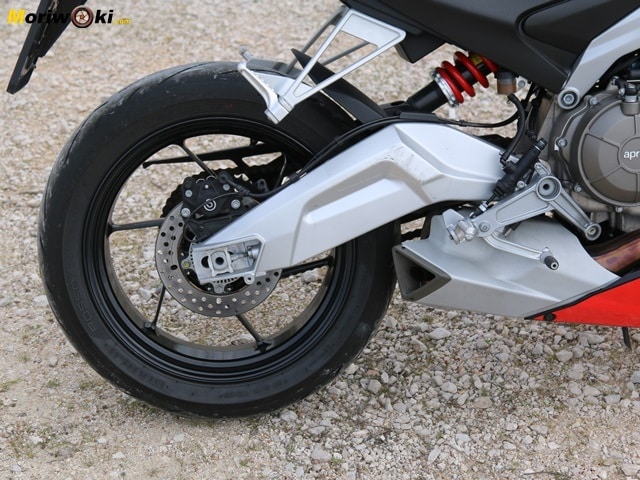 Prueba Aprilia RS 660 basculante Prueba Aprilia RS 660 basculante