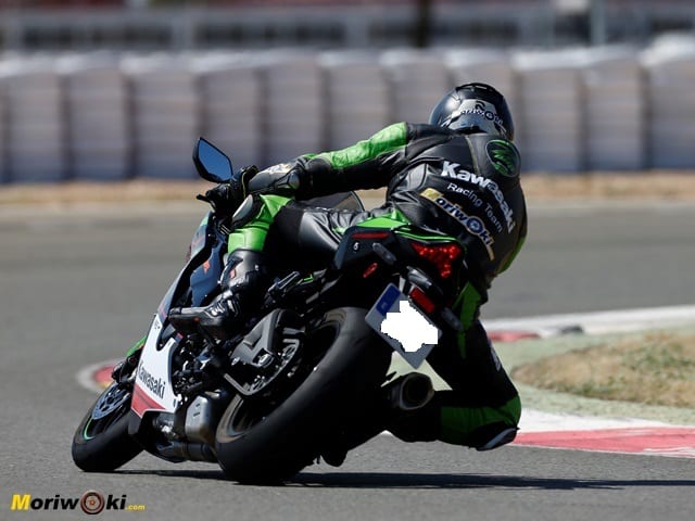Prueba-Kawasaki-ZX-10R-a-entrar Prueba-Kawasaki-ZX-10R-a-entrar