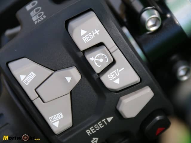 Prueba-Kawasaki-ZX-10R-control-c Prueba-Kawasaki-ZX-10R-control-c