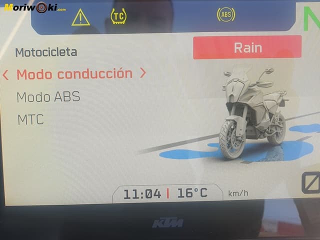 Prueba-KTM-1290-Super-Adventure-R-2021-lluvia Prueba-KTM-1290-Super-Adventure-R-2021-lluvia