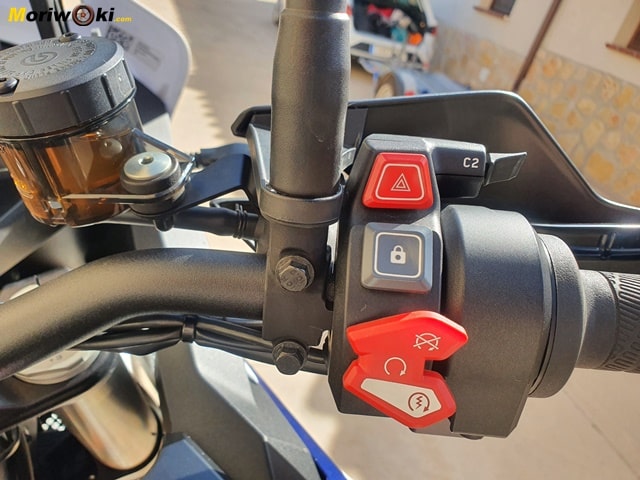 Prueba-KTM-1290-Super-Adventure-R-2021-pina-dcha Prueba-KTM-1290-Super-Adventure-R-2021-pina-dcha