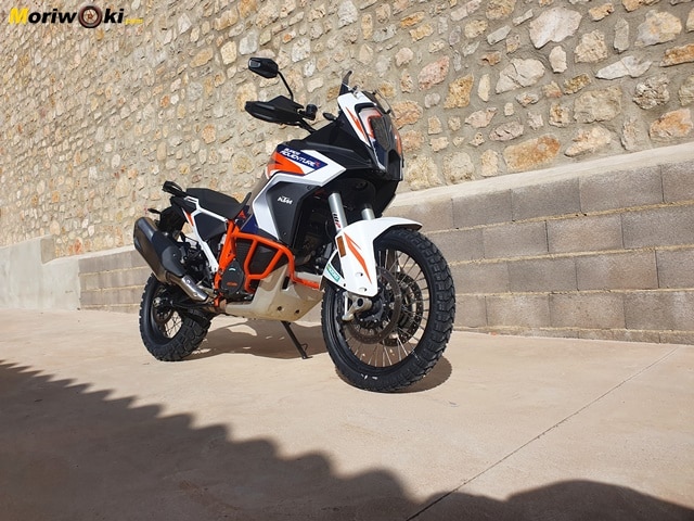 Prueba-KTM-1290-Super-Adventure-R-2021-planta Prueba-KTM-1290-Super-Adventure-R-2021-planta