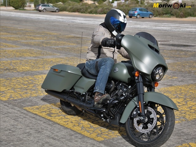 Prueba-Harley-Davidson-Street-Glide-plano Prueba-Harley-Davidson-Street-Glide-plano