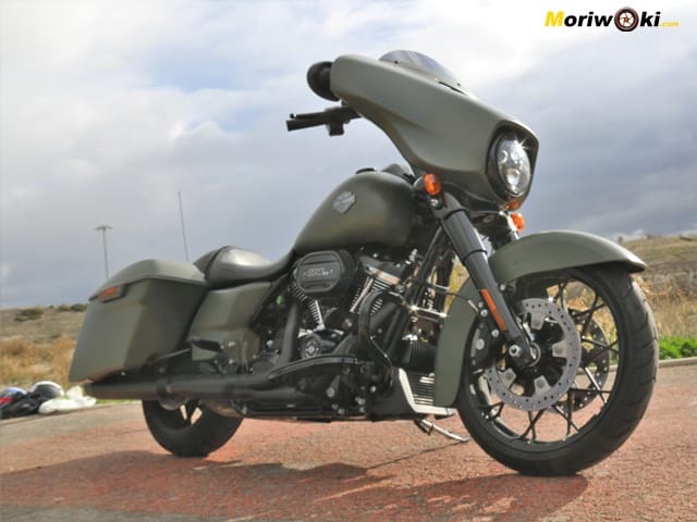 Prueba-Harley-Davidson-Street-Glide-planta. Prueba-Harley-Davidson-Street-Glide-planta.