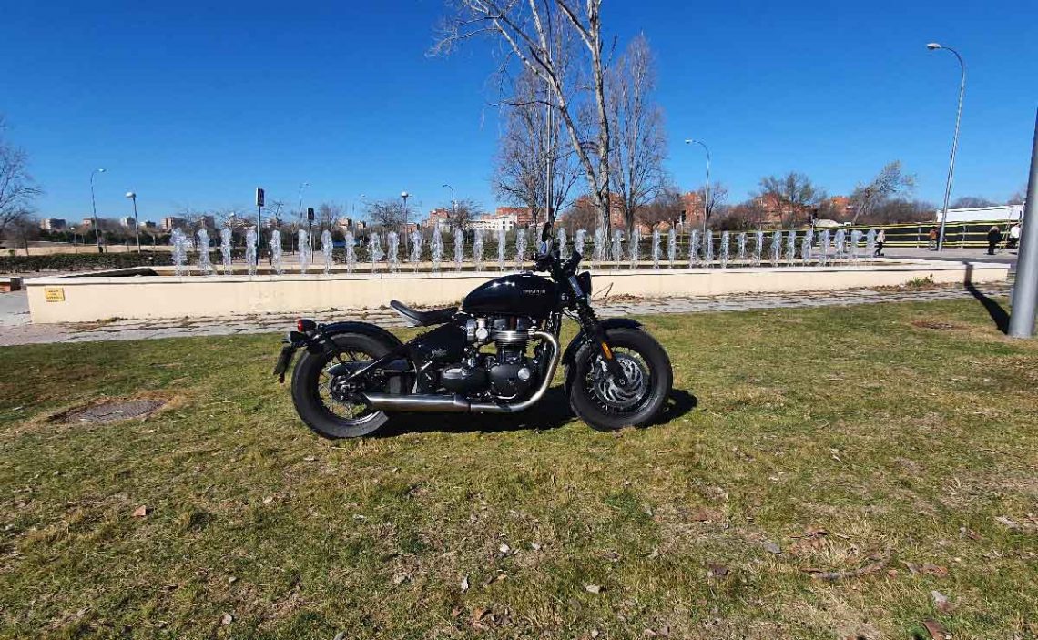 Prueba-a-fondo-Triumph-Bonneville-Bobber-Portada