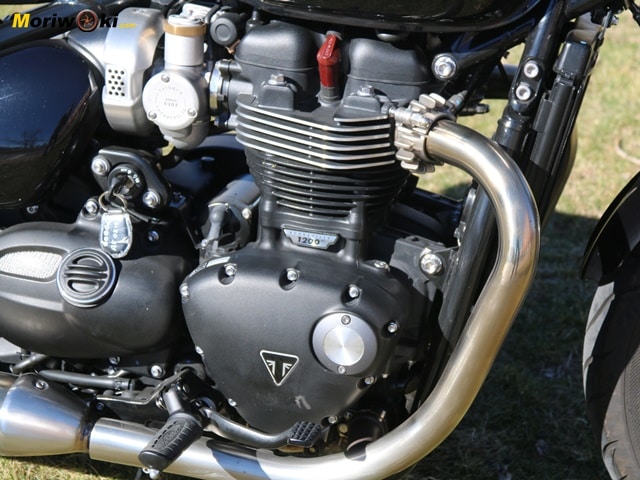 Prueba a fondo Triumph Bonneville Bobber motor