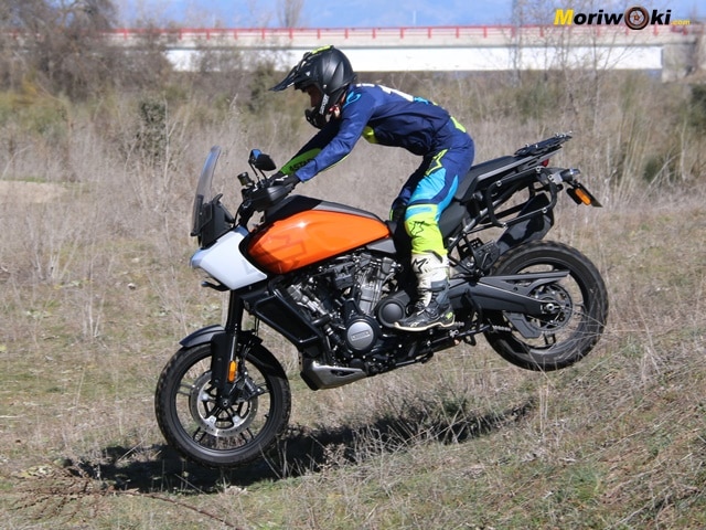 Harley-Davidson-Pan-America-Prueba-a-fondo-Salto Harley-Davidson-Pan-America-Prueba-a-fondo-Salto
