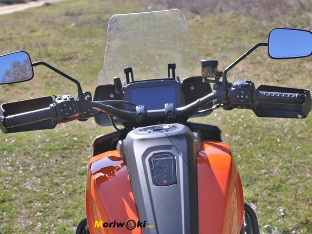 Harley-Davidson-Pan-America-Prueba-a-fondo-manillar Harley-Davidson-Pan-America-Prueba-a-fondo-manillar