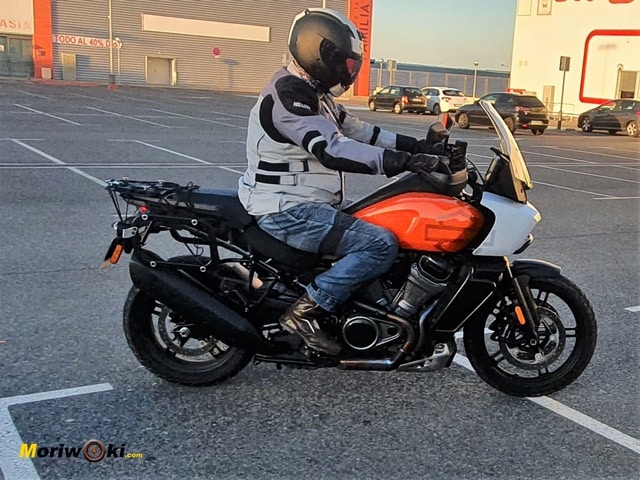 Harley-Davidson-Pan-America-Prueba-a-fondo-posicion Harley-Davidson-Pan-America-Prueba-a-fondo-posicion