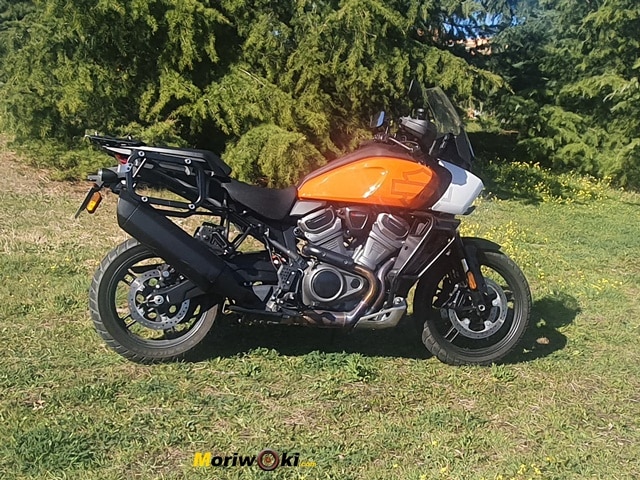 Harley-Davidson-Pan-America-Prueba-a-fondo-posicion