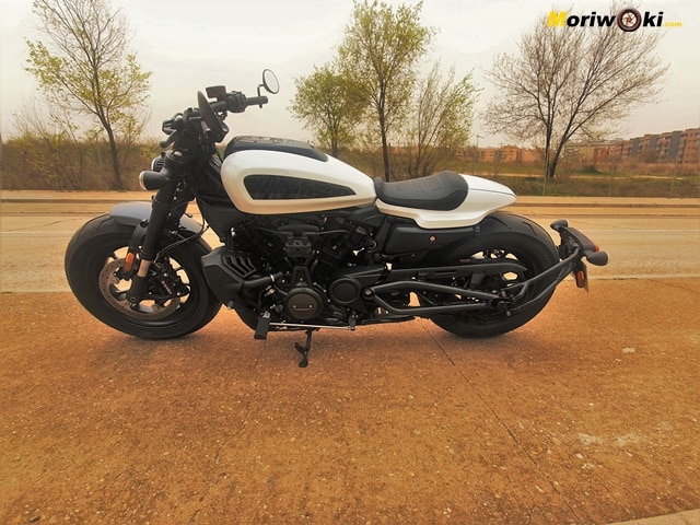 Harley-Davidson-Sportster-S.-Prueba-a-fondo.-Perfil-derecho Harley-Davidson-Sportster-S.-Prueba-a-fondo.-Perfil-derecho